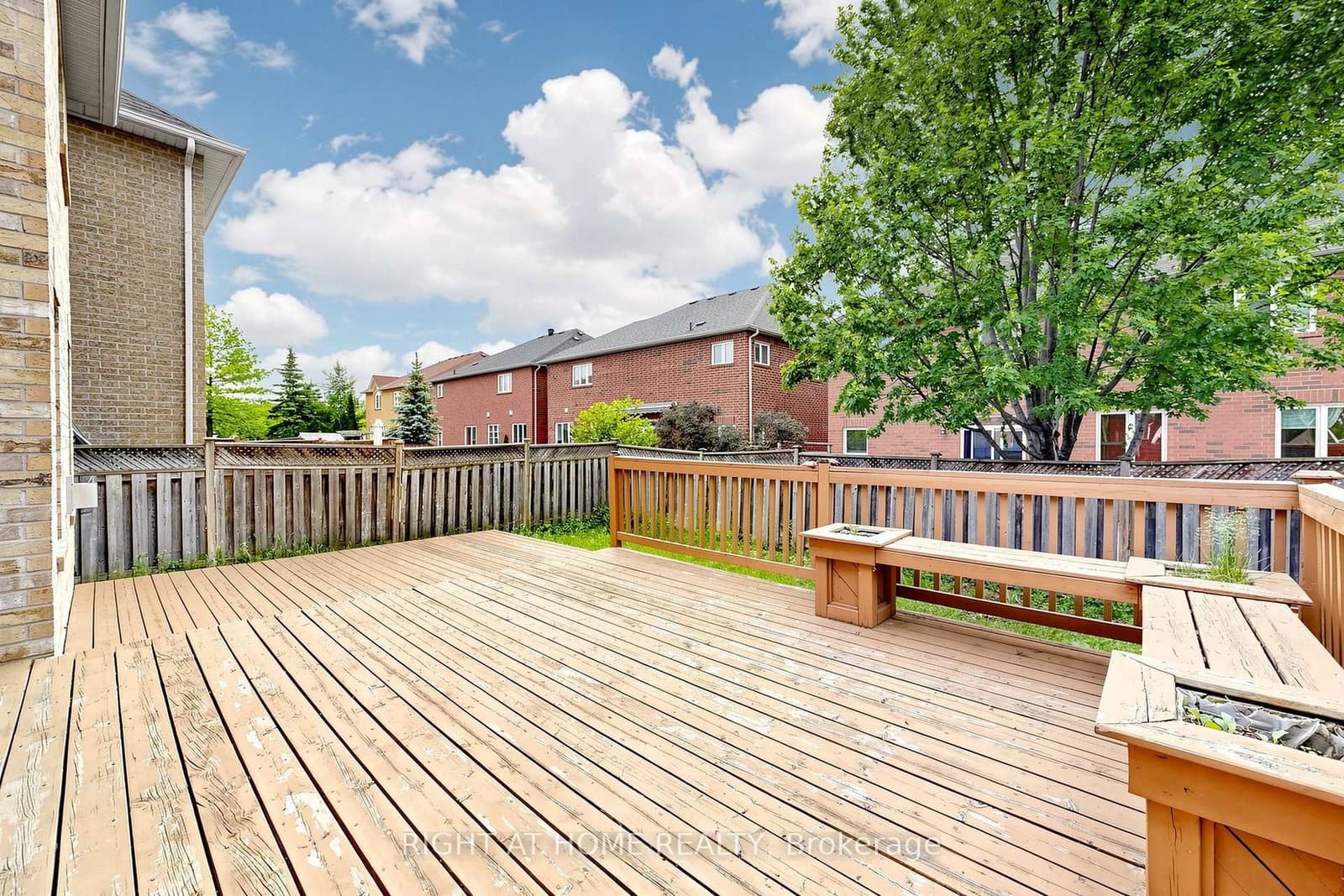 204 Everett Street thumbnail 37
