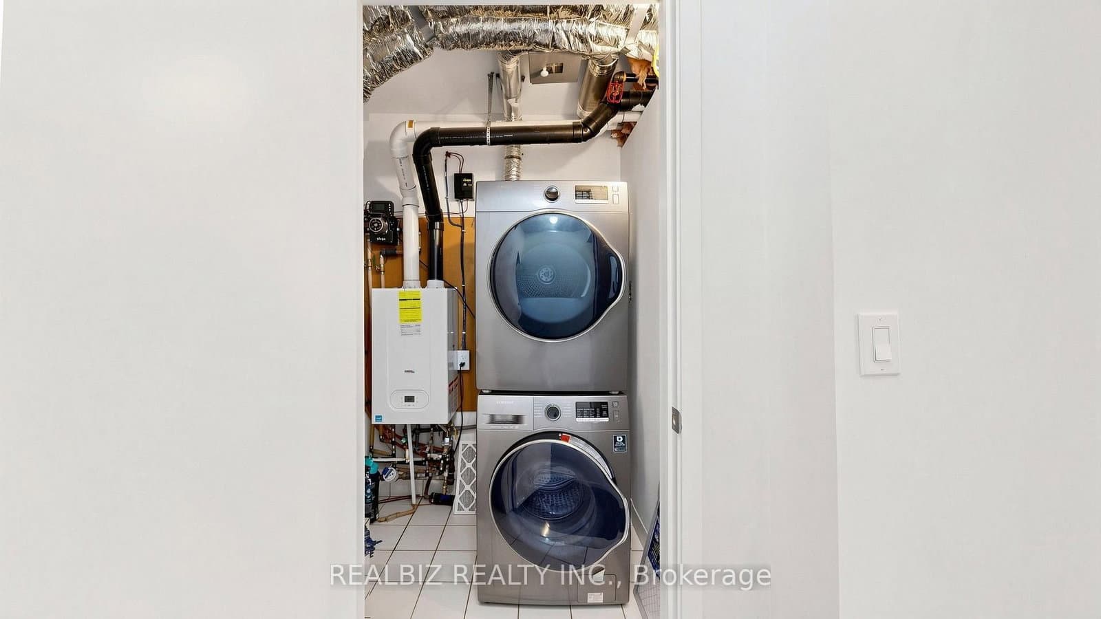 500 Alex Gardner Circle, Unit 99 thumbnail 27