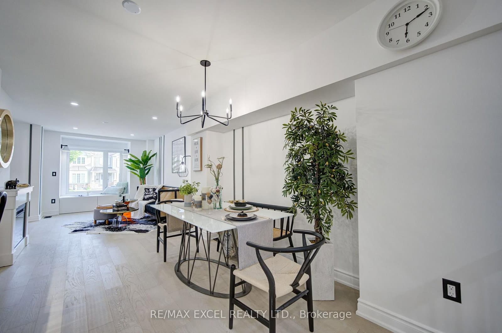 454 Bur Oak Avenue thumbnail 13