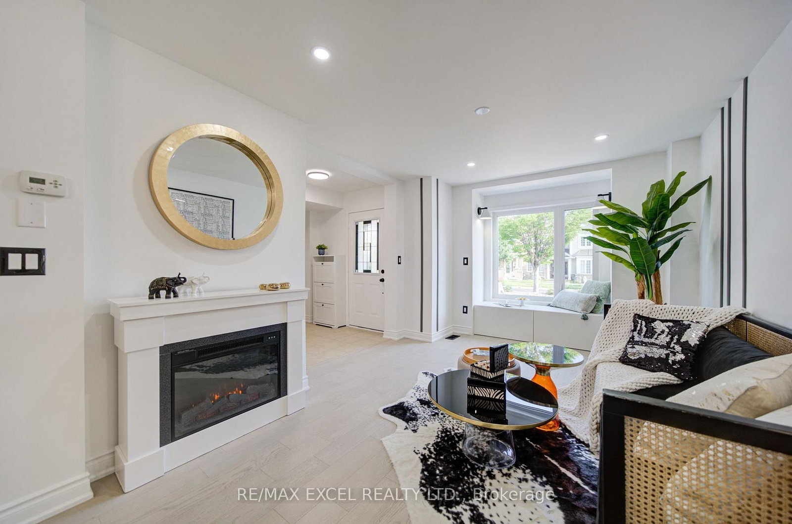 454 Bur Oak Avenue thumbnail 9