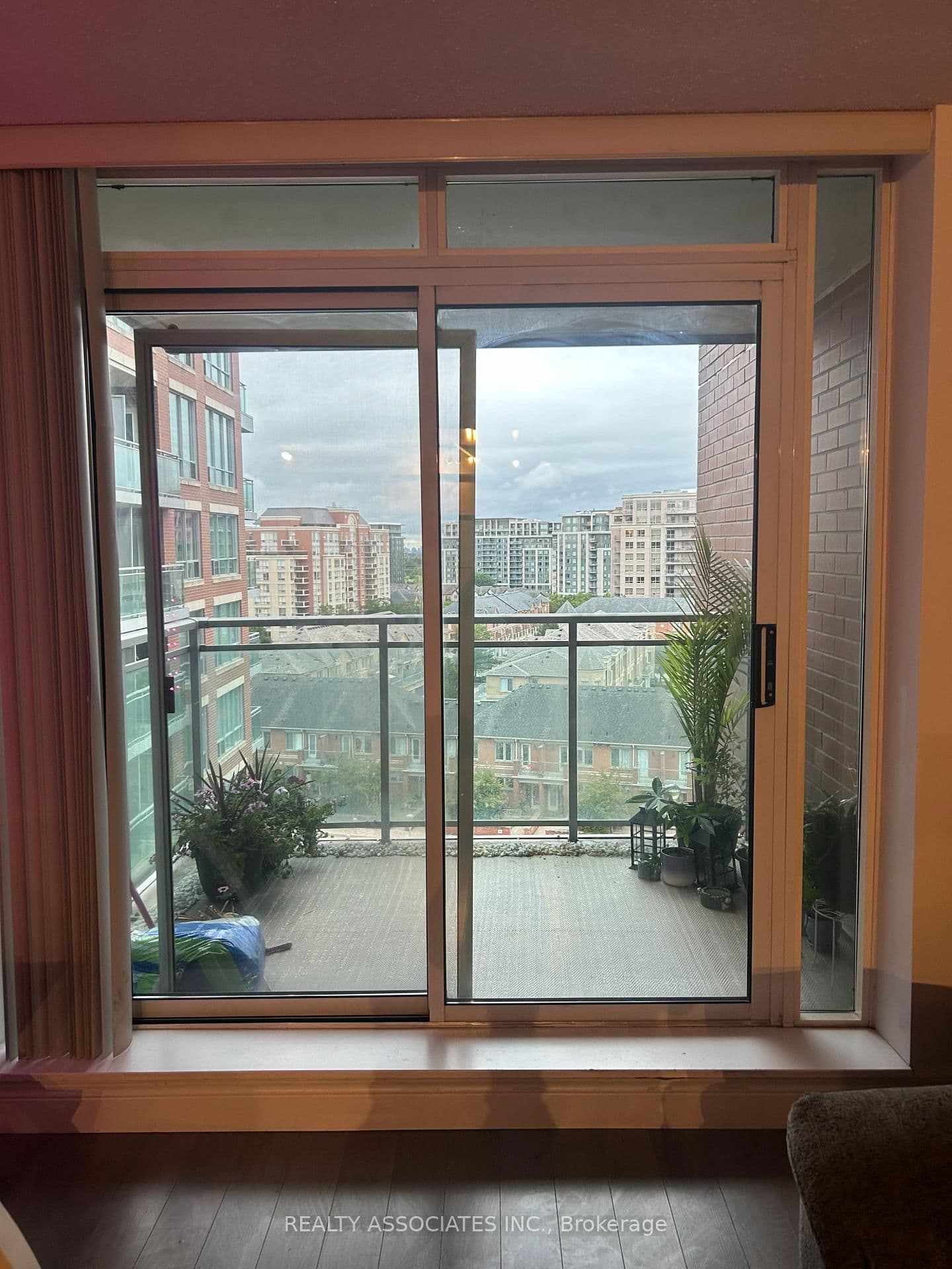 62 Suncrest Boulevard, Unit 902 thumbnail 9