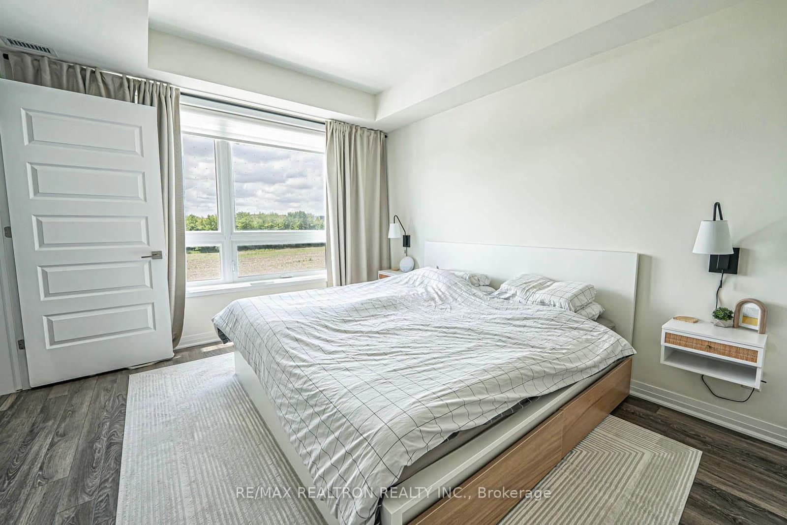 58 Adam Sellers Street, Unit 407 thumbnail 23