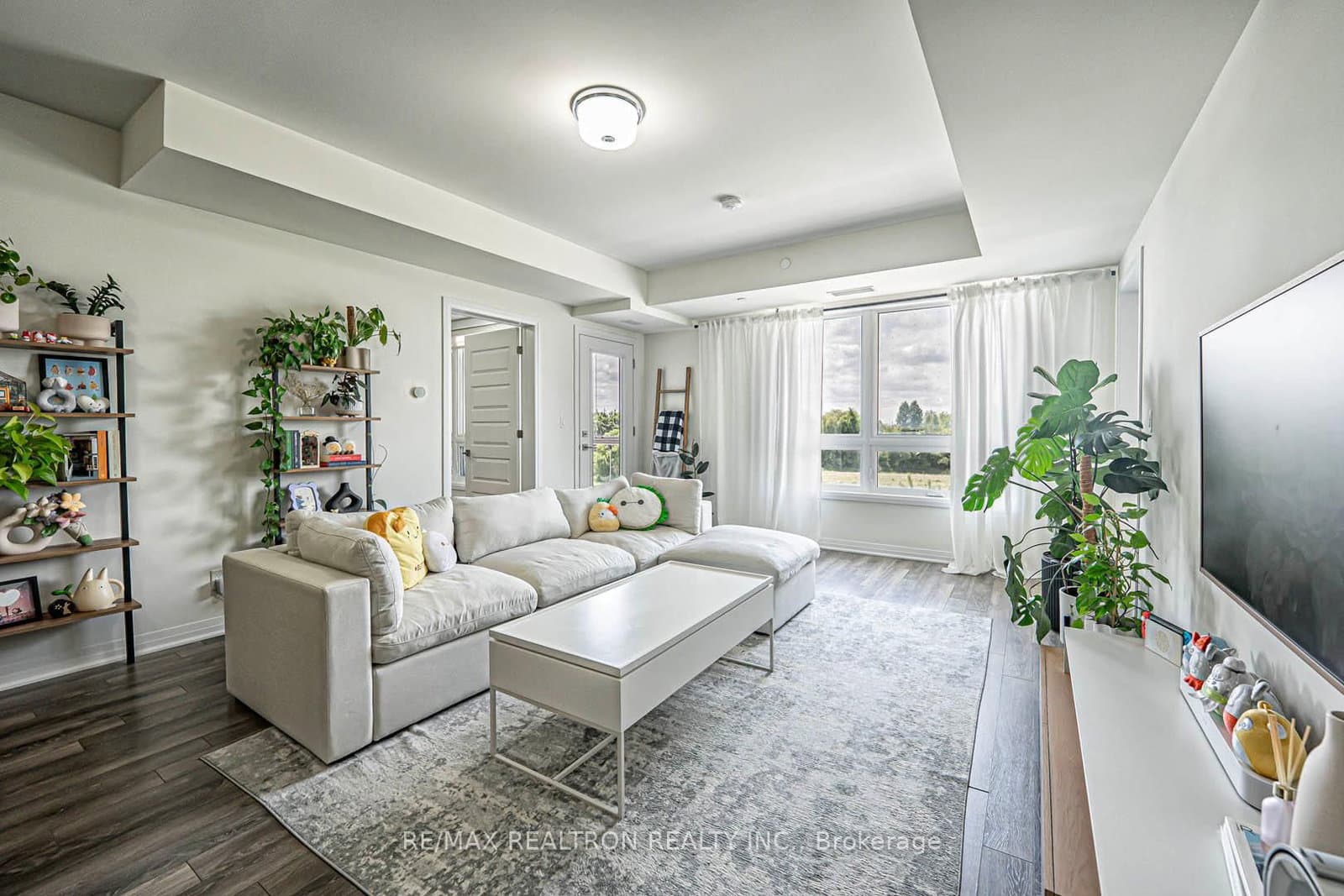 58 Adam Sellers Street, Unit 407 thumbnail 7