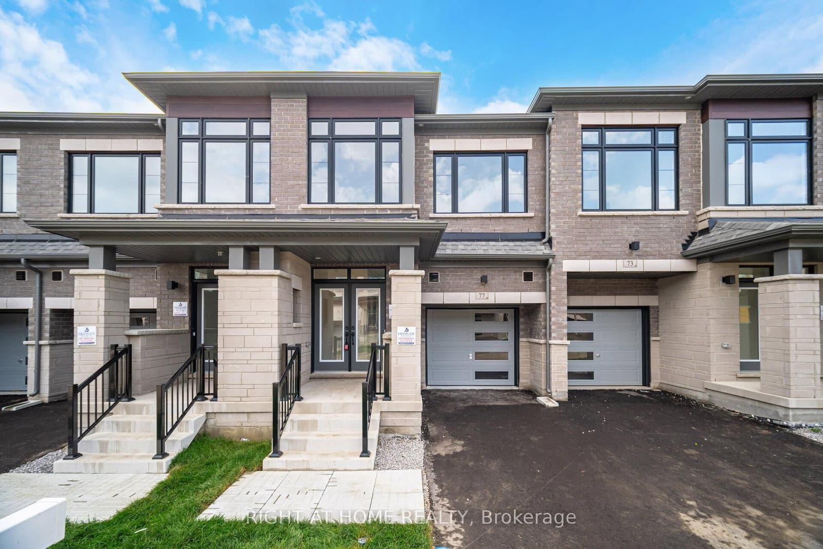 77 Singhampton Road - Image 1