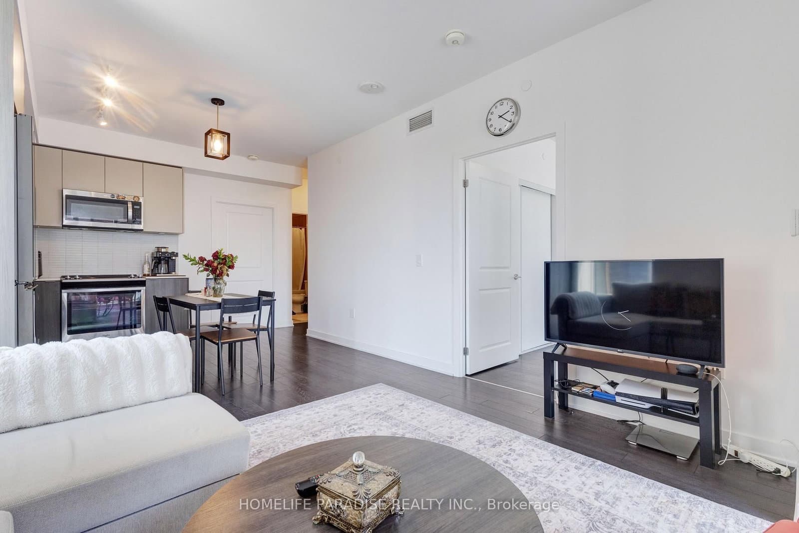 100 Eagle Rock Way, Unit 319 thumbnail 8