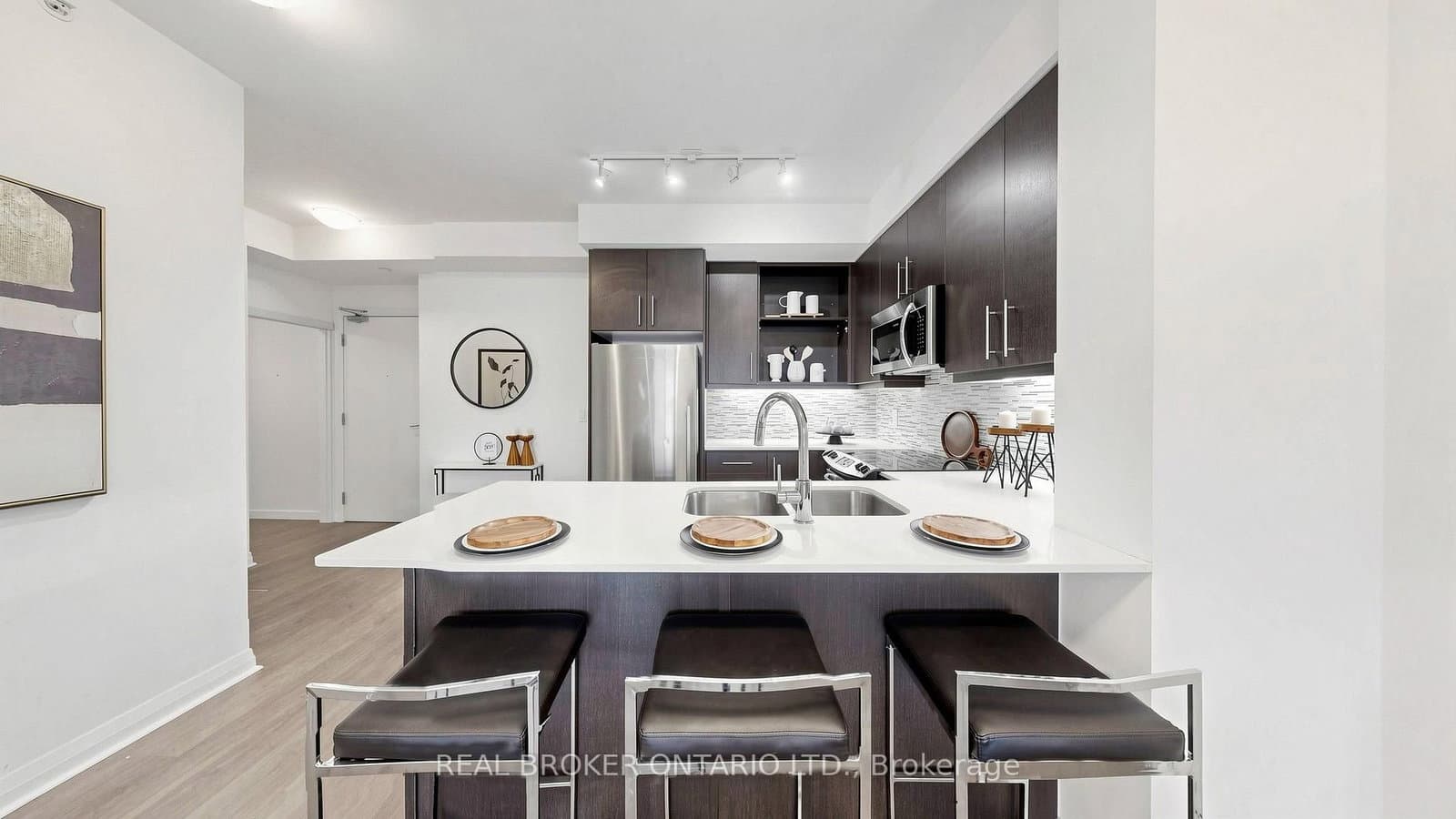 55 Oneida Crescent, Unit 801 thumbnail 20