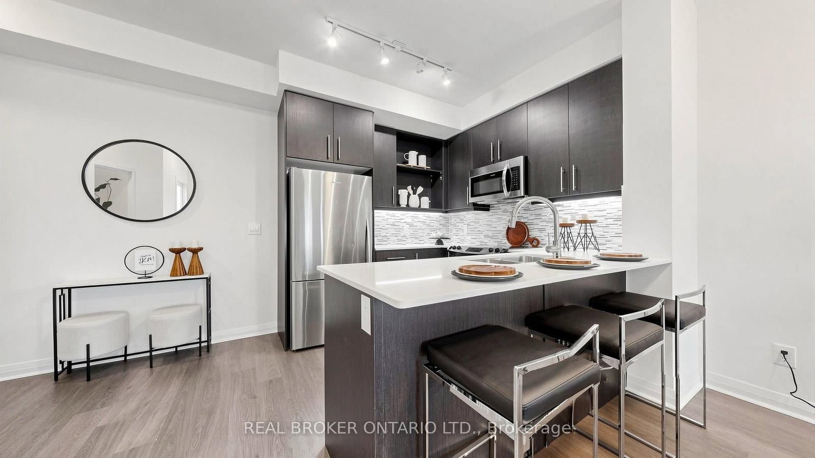 55 Oneida Crescent, Unit 801 thumbnail 21