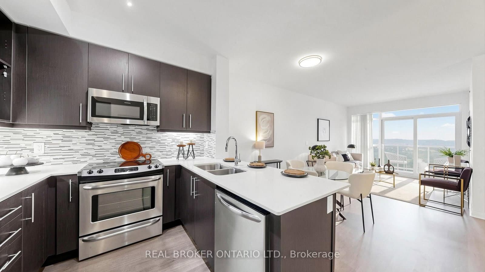 55 Oneida Crescent, Unit 801 thumbnail 24