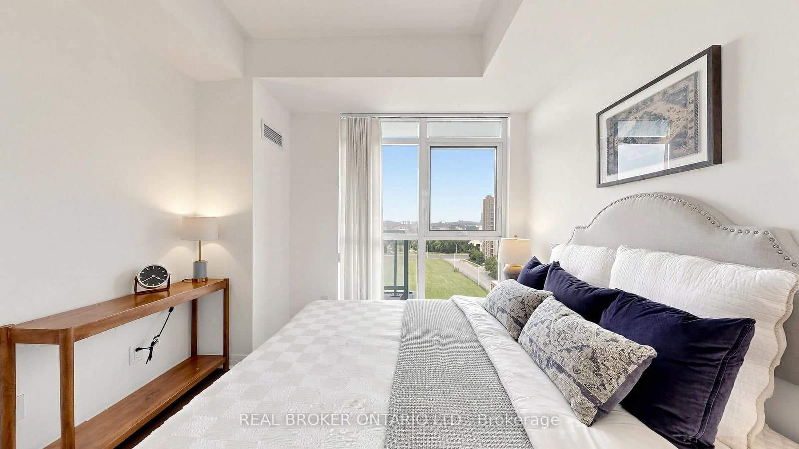 55 Oneida Crescent, Unit 801 thumbnail 29