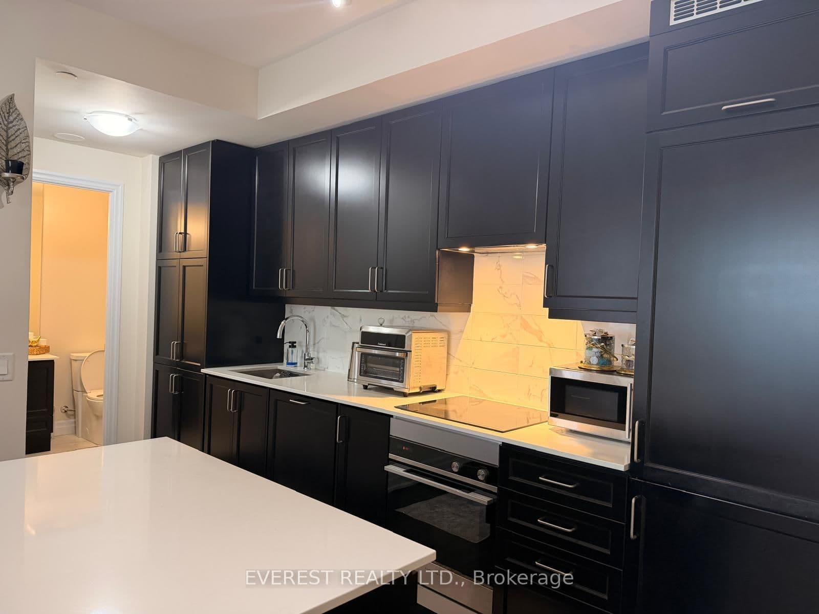 9075 Jane Street, Unit 1706 thumbnail 6