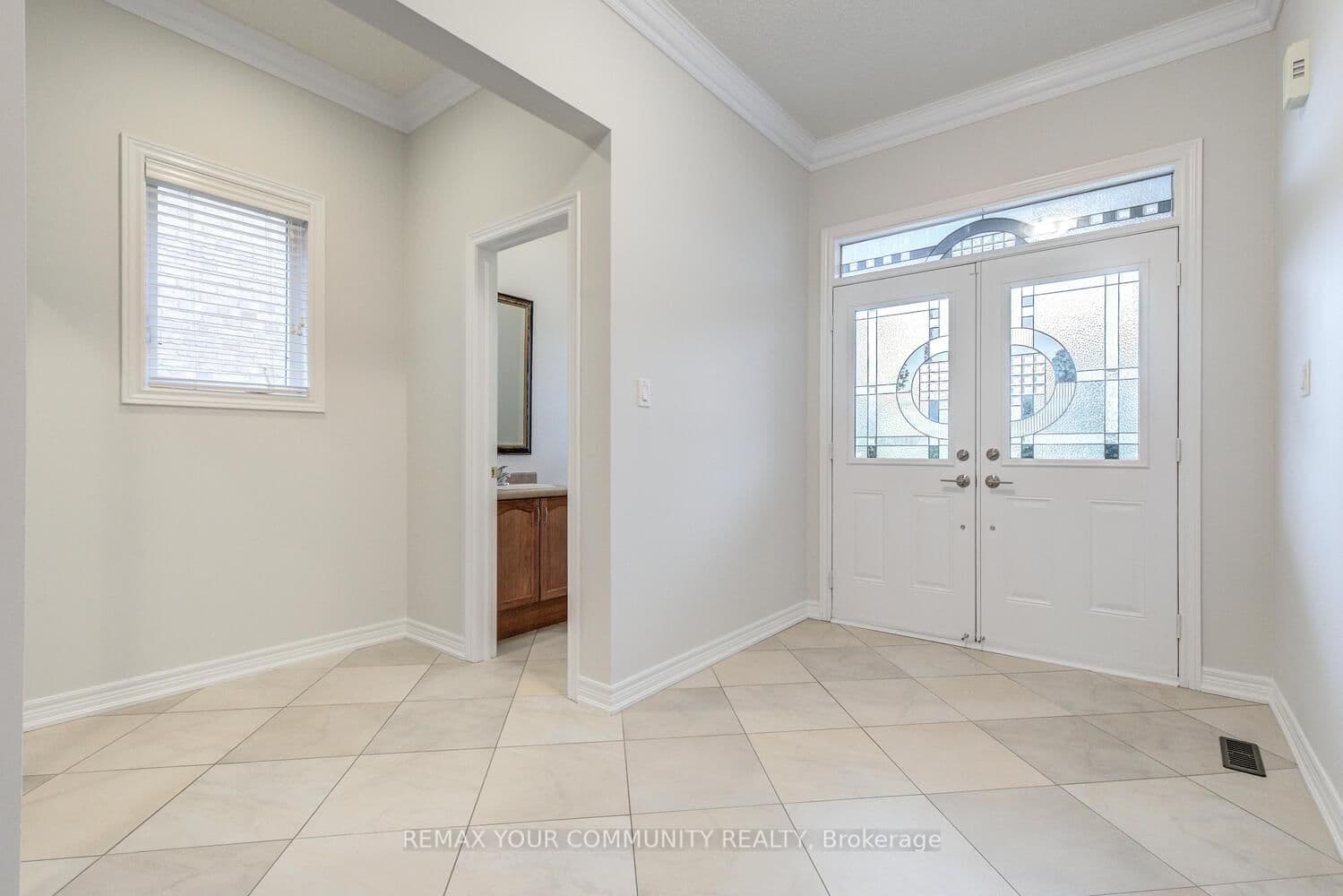 76 Ivy Glen Drive thumbnail 15