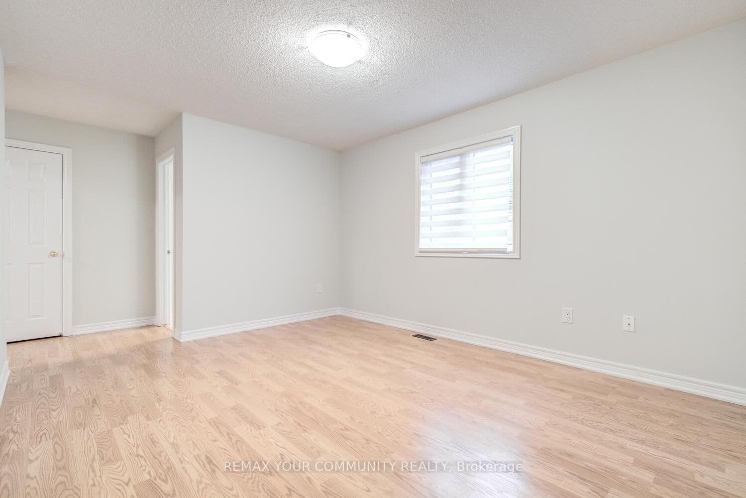 76 Ivy Glen Drive thumbnail 38