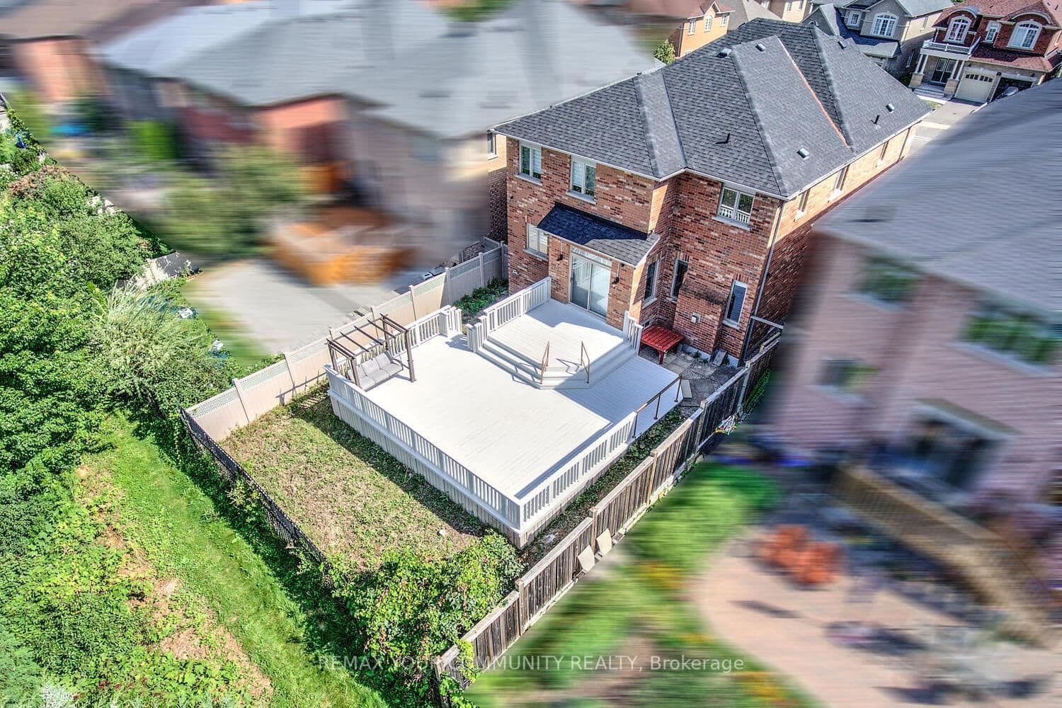 76 Ivy Glen Drive thumbnail 44
