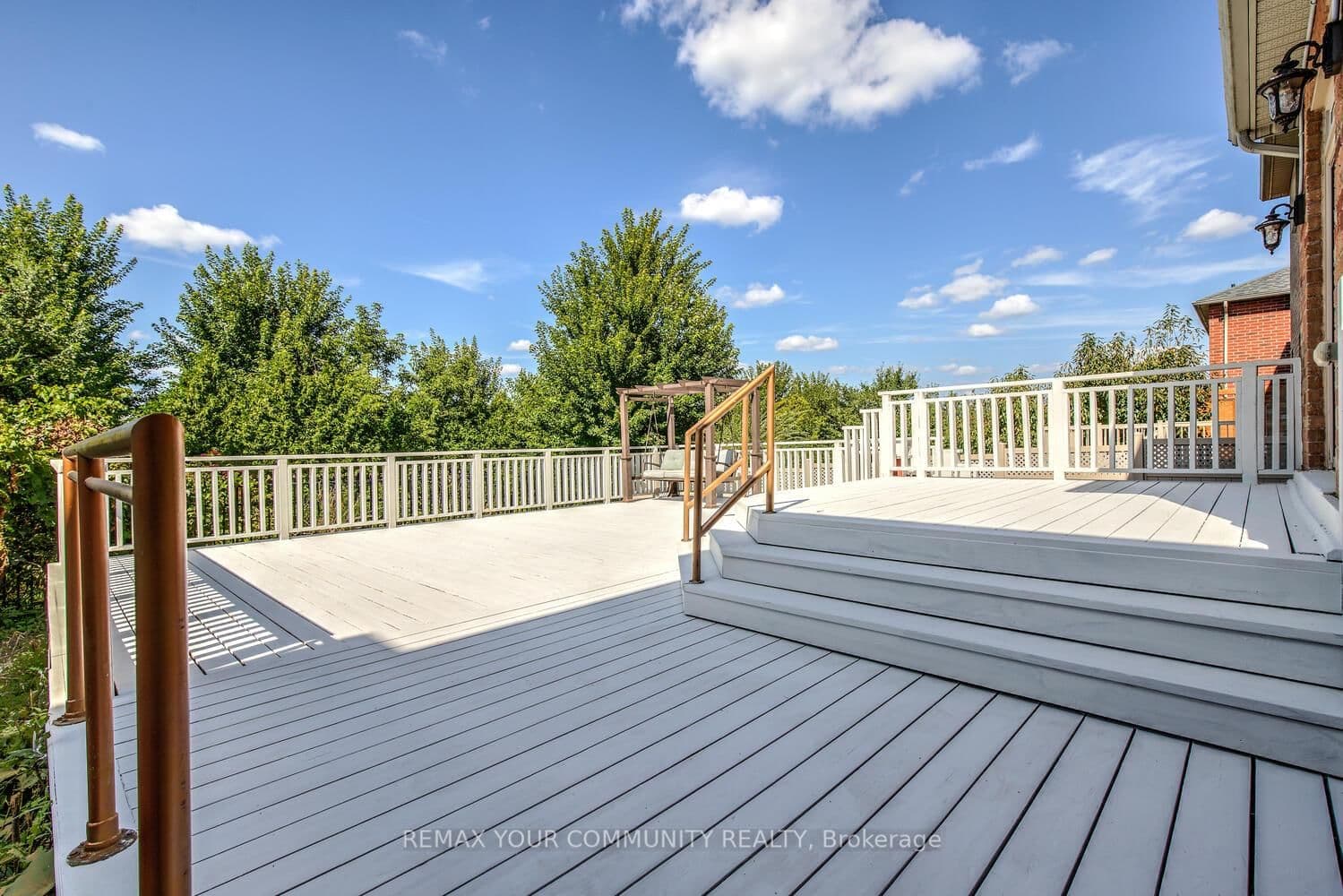 76 Ivy Glen Drive thumbnail 6