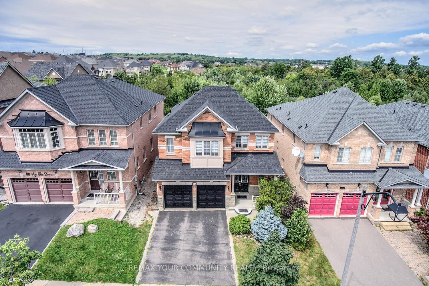 76 Ivy Glen Drive thumbnail 7