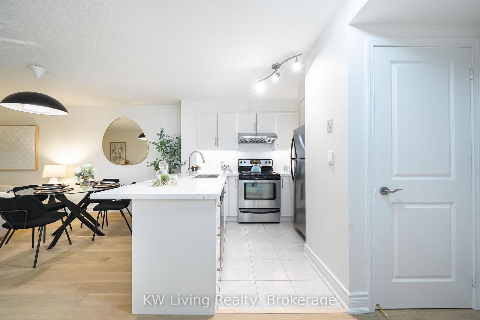 18 HARDING Boulevard, Unit 905 thumbnail 14