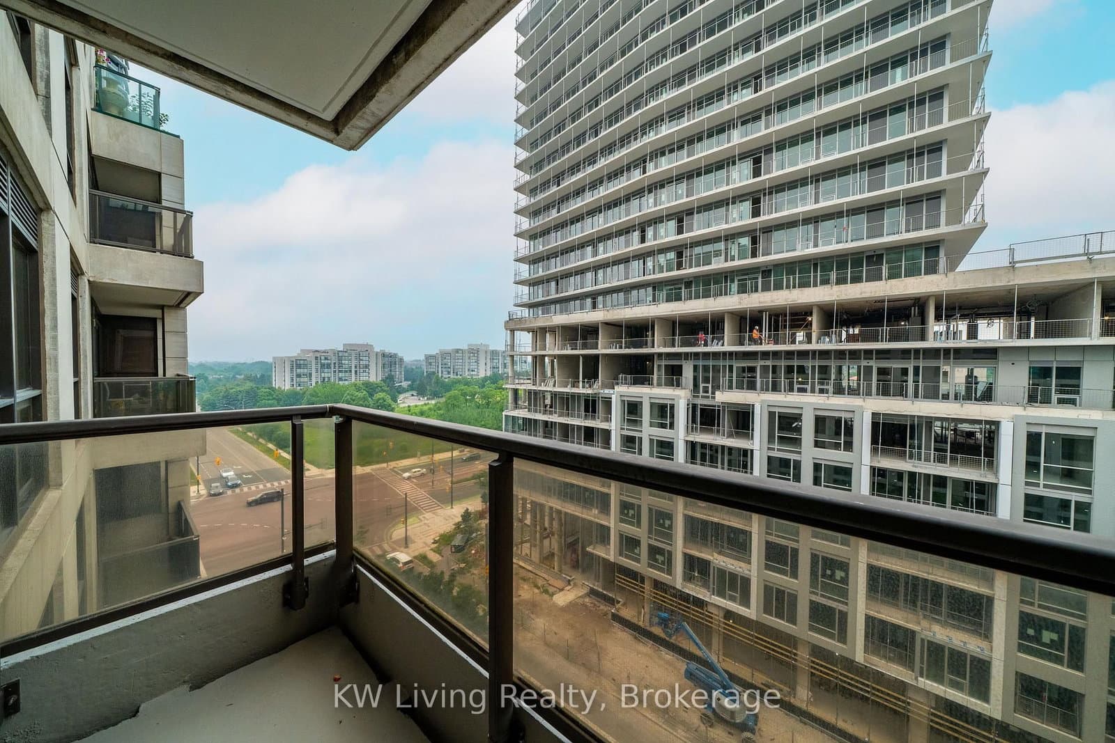 18 HARDING Boulevard, Unit 905 thumbnail 30