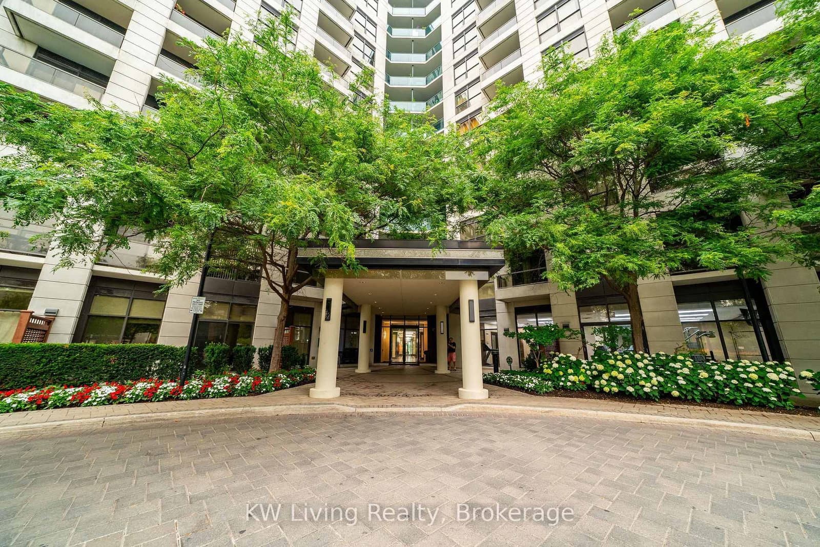 18 HARDING Boulevard, Unit 905 thumbnail 9