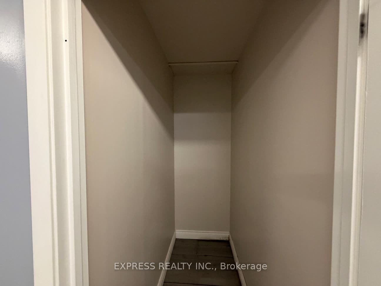 8300 Yonge Street, Unit Bsmt thumbnail 10