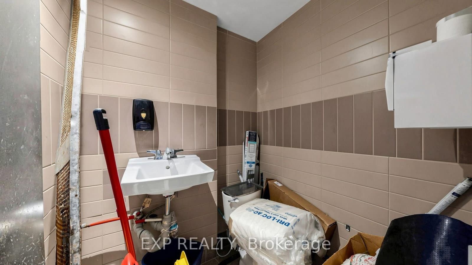 12960 Yonge Street, Unit 7 & 8 thumbnail 19