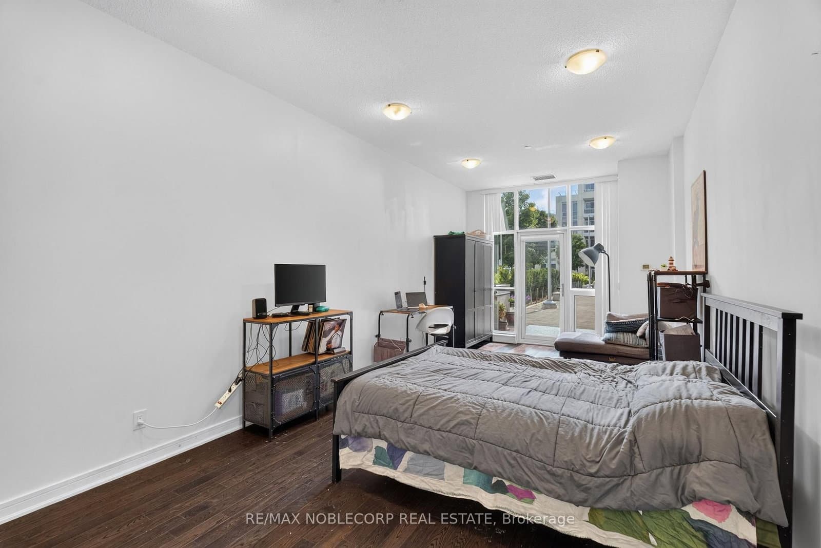 9199 Yonge Street N, Unit 102SE thumbnail 20
