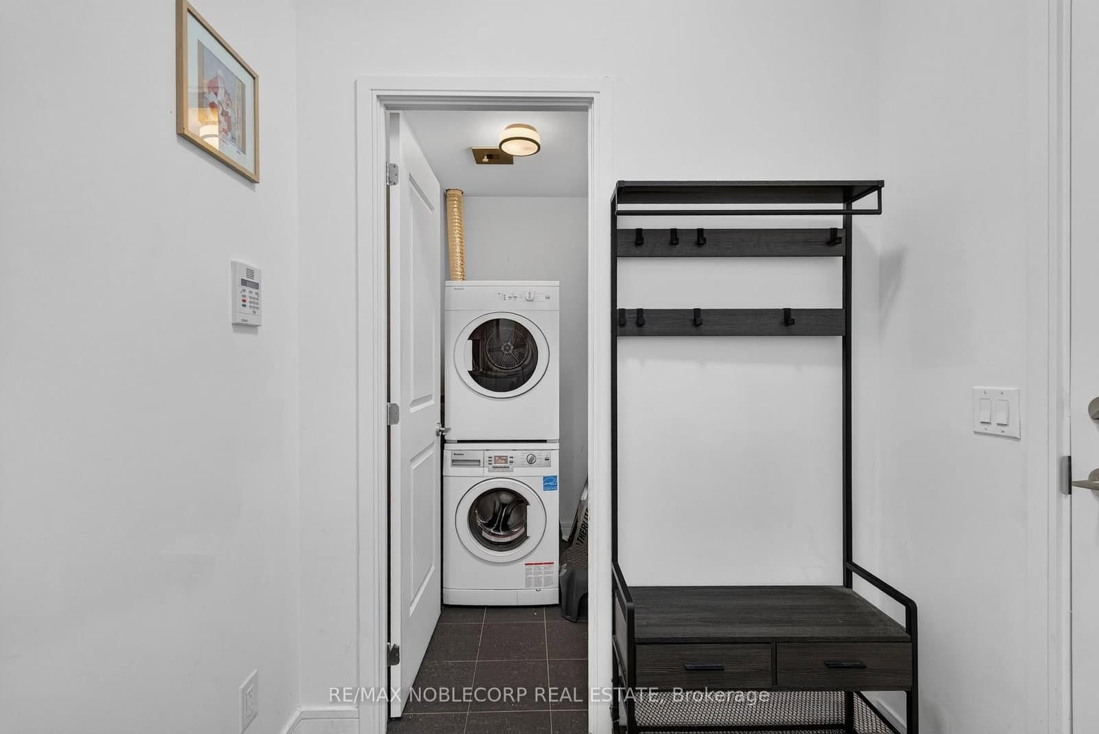 9199 Yonge Street N, Unit 102SE thumbnail 25