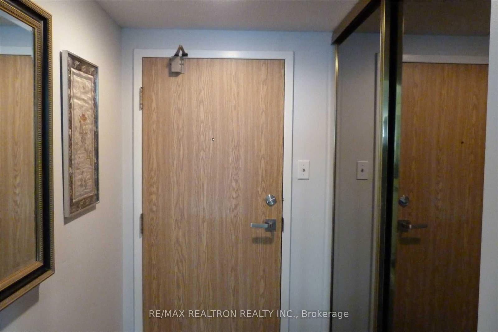7601 Bathurst Street, Unit 804 thumbnail 4