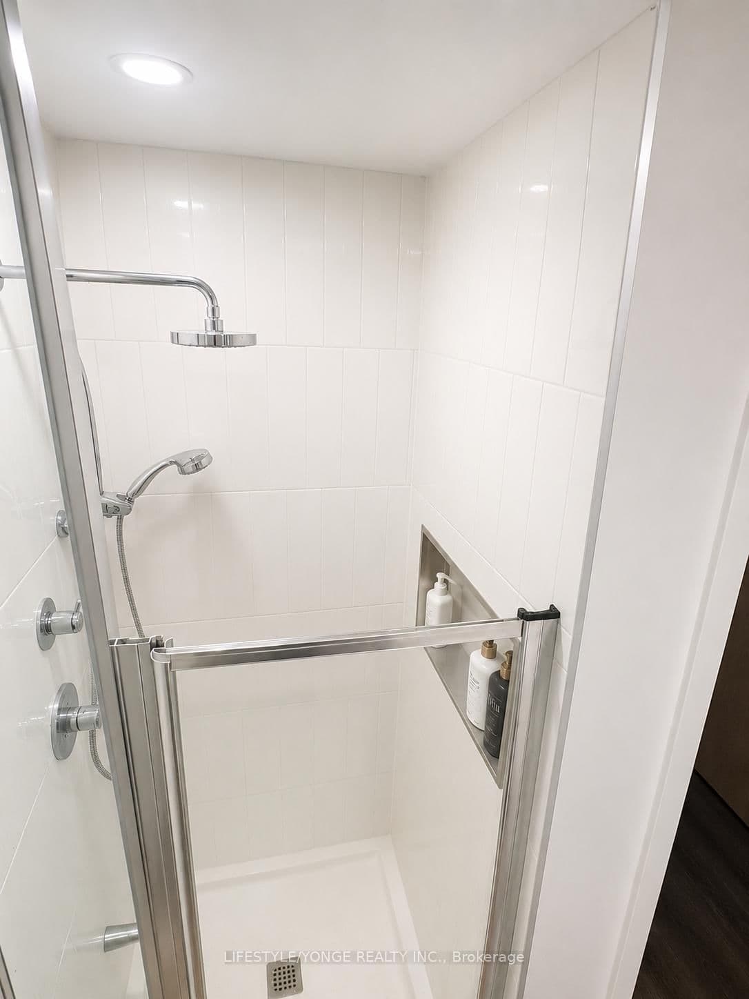 7950 Bathurst Street, Unit B-2403 thumbnail 7