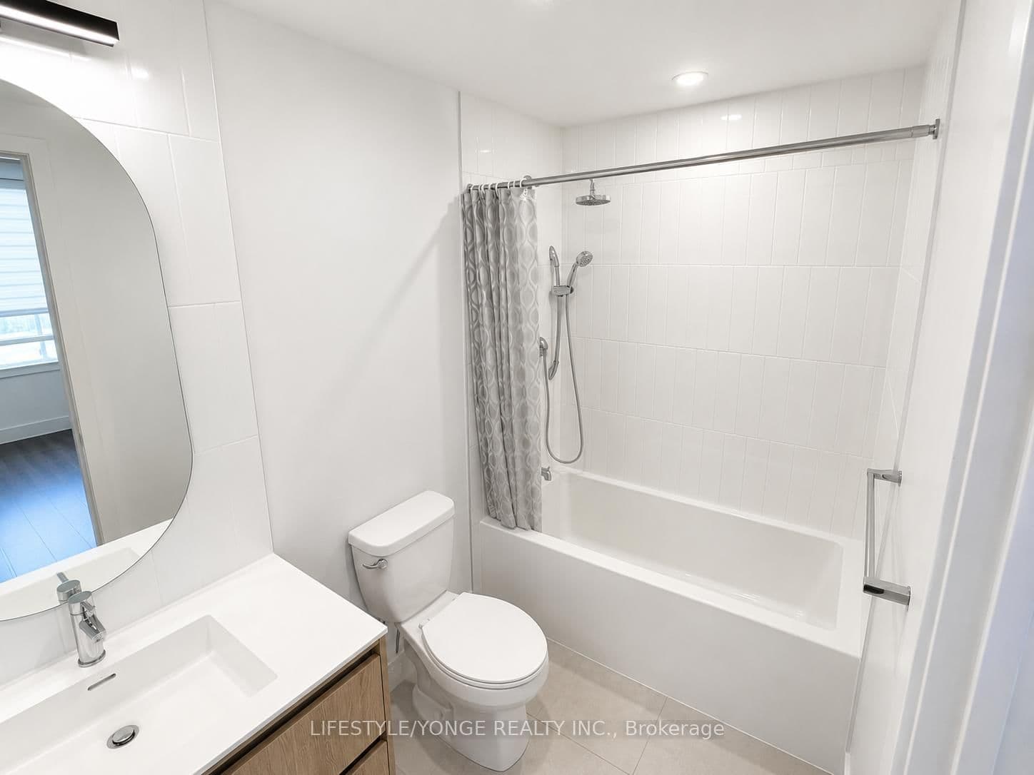 7950 Bathurst Street, Unit B-2403 thumbnail 8
