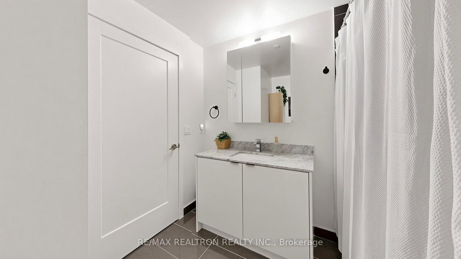 100 Eagle Rock Way, Unit 216 thumbnail 24