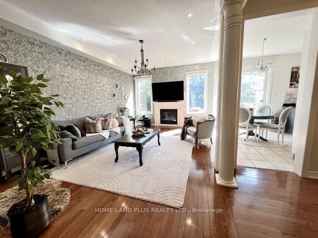 48 Langhorst Crescent thumbnail 10