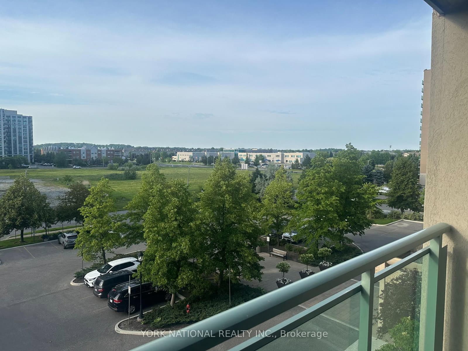 39 Oneida Crescent, Unit 408 thumbnail 20