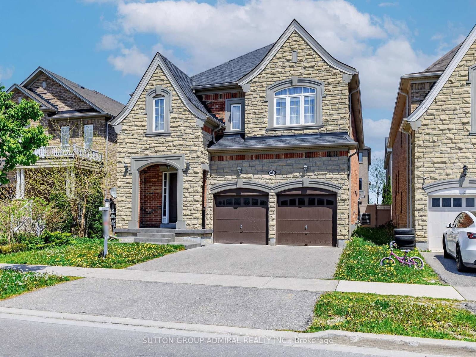 85 Coral Acres Drive thumbnail 2