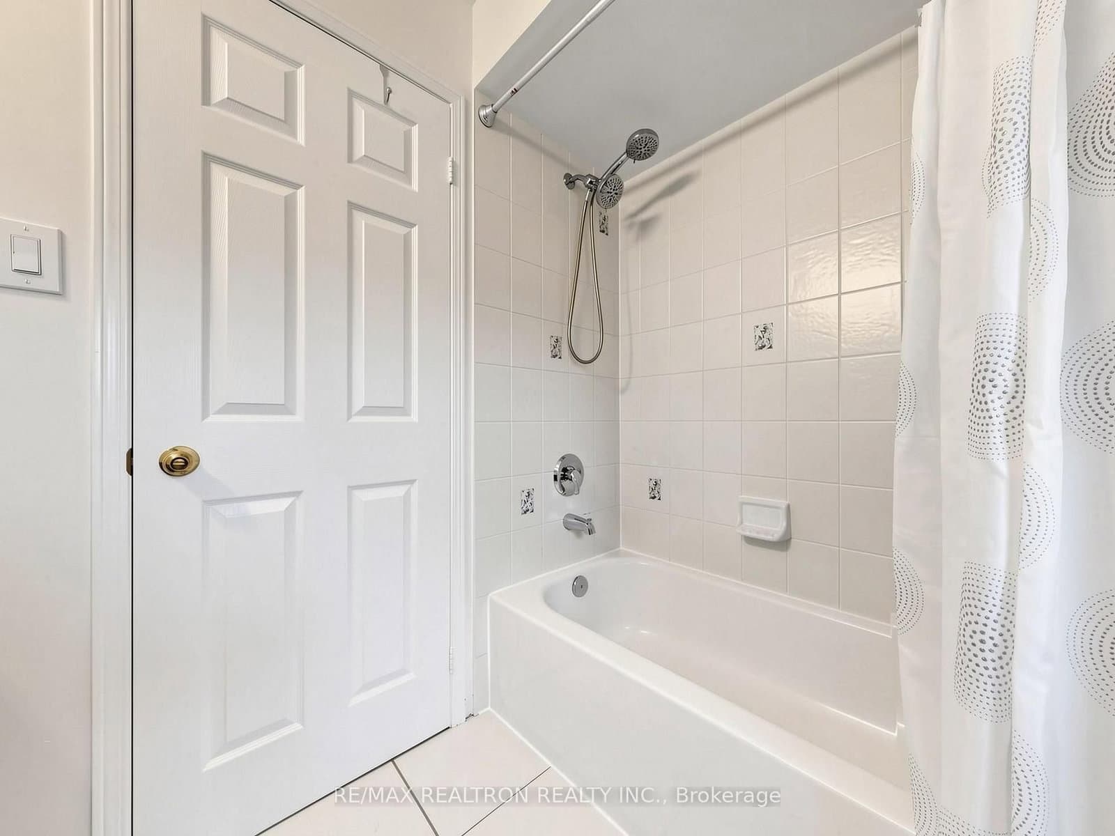 3 Lisa Brown Court thumbnail 37