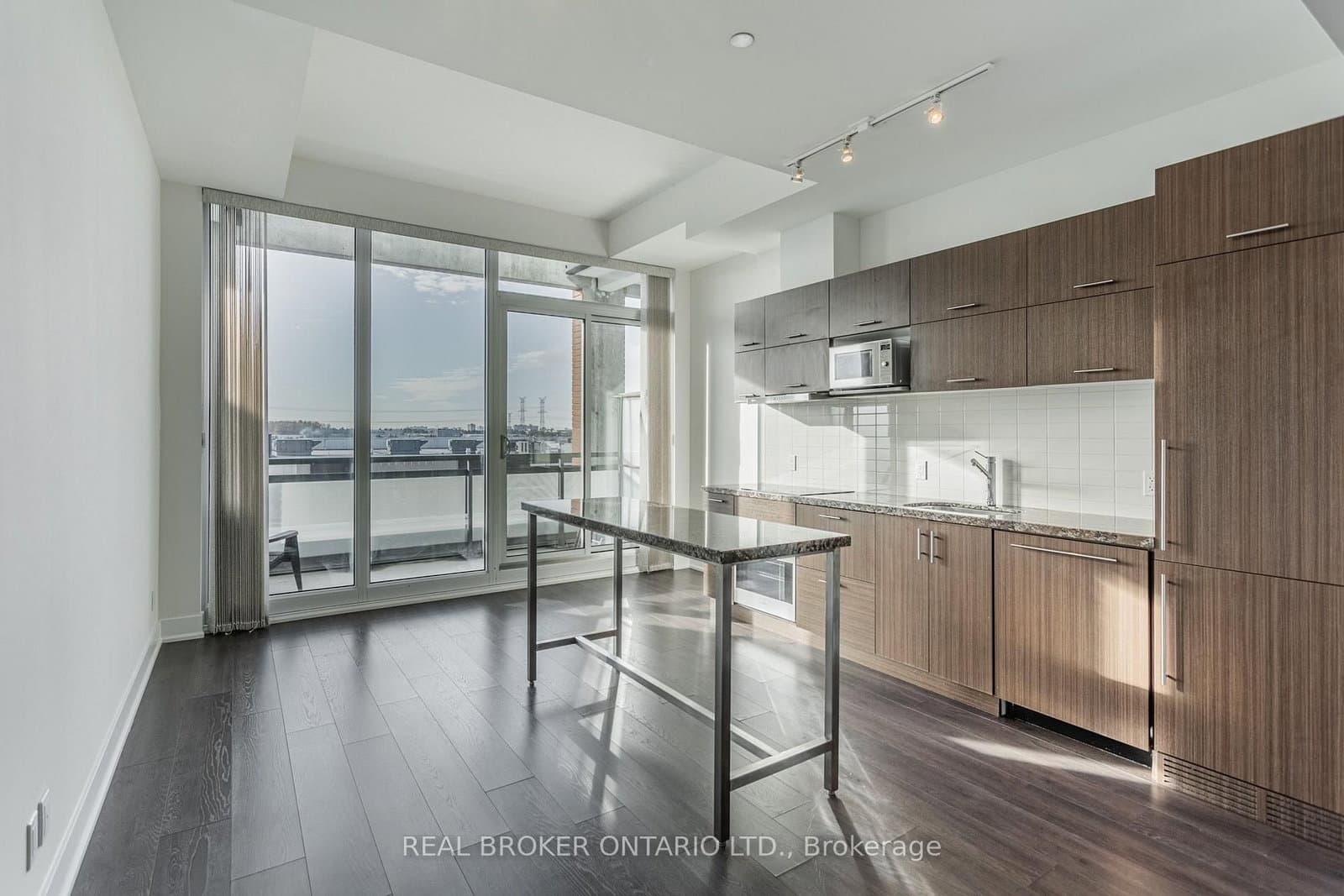 180 Enterprise Boulevard, Unit 610 thumbnail 3
