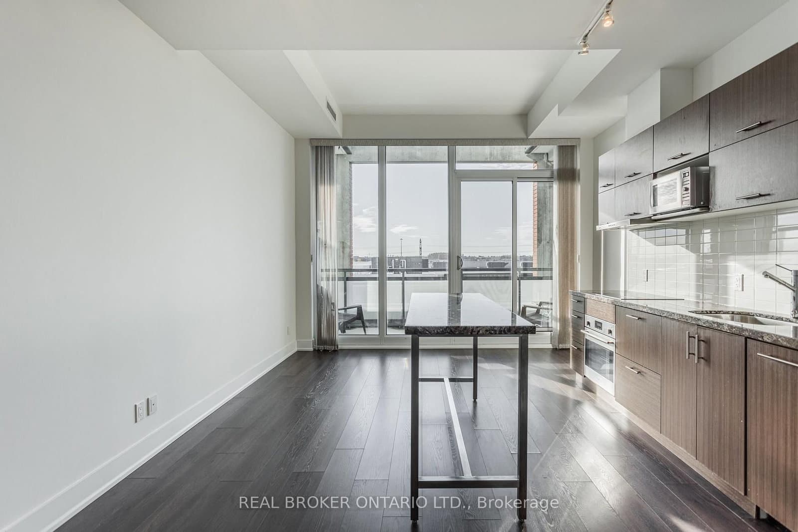 180 Enterprise Boulevard, Unit 610 thumbnail 4