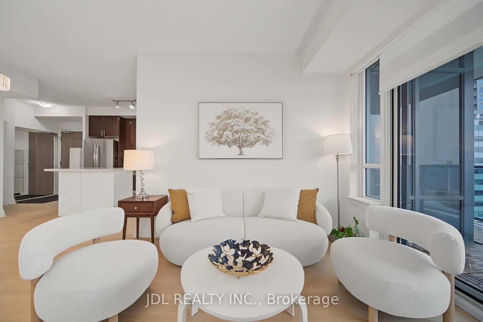 7165 Yonge Street, Unit 902 thumbnail 20