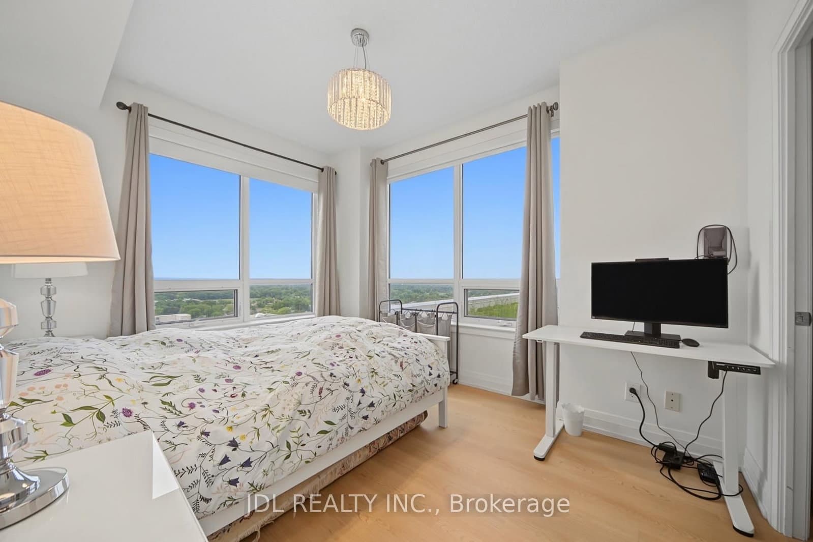 7165 Yonge Street, Unit 902 thumbnail 22