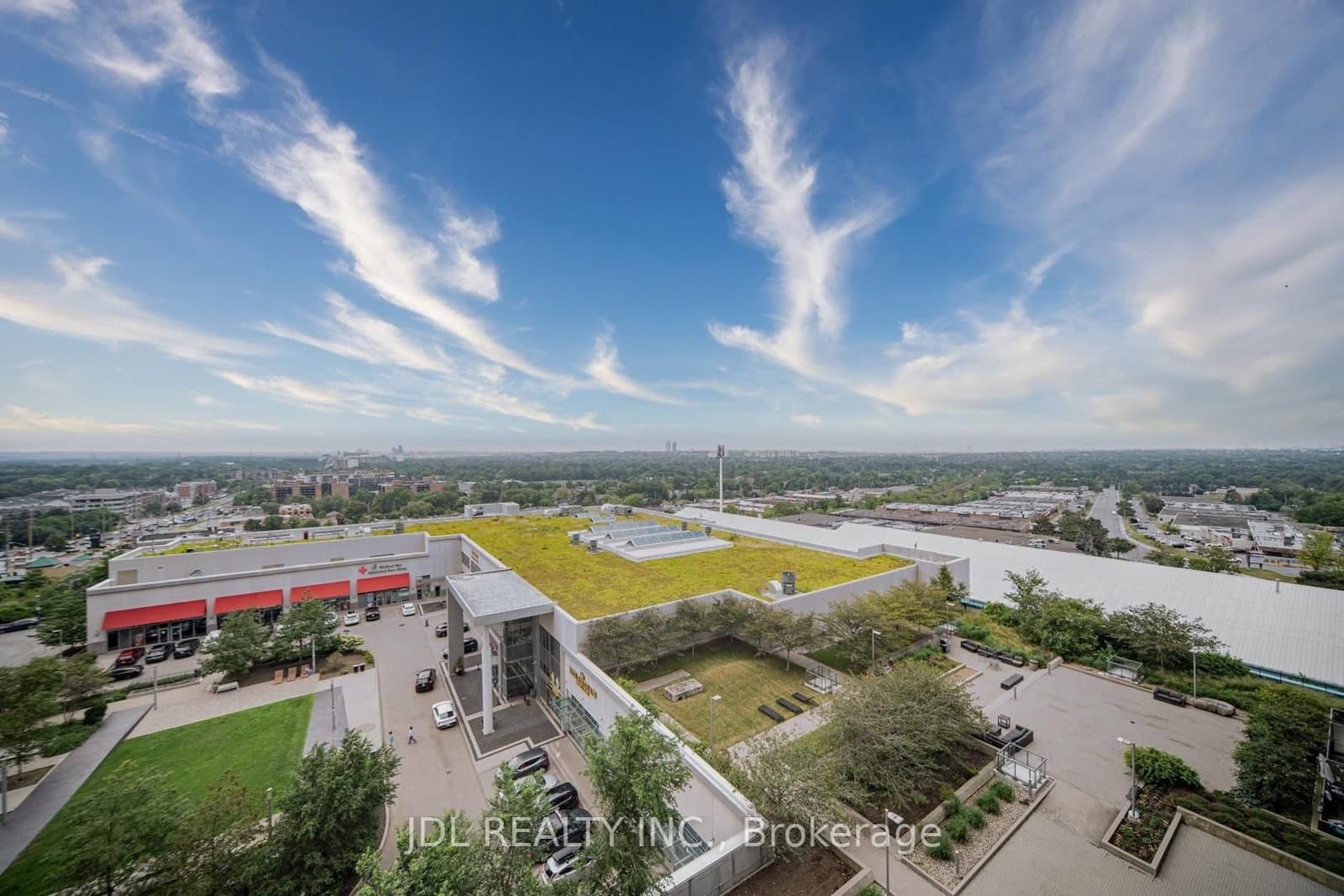 7165 Yonge Street, Unit 902 thumbnail 33