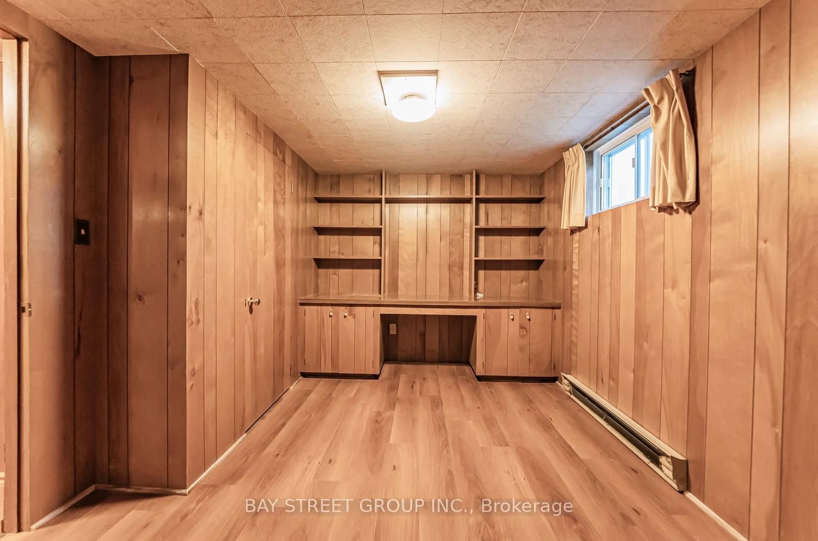 394 Centre Street E, Unit Lower thumbnail 6