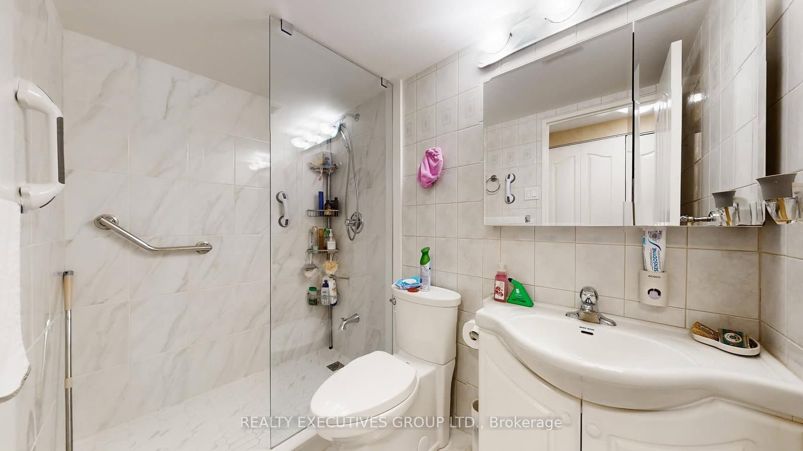 8111 Yonge Street, Unit 1403 thumbnail 15
