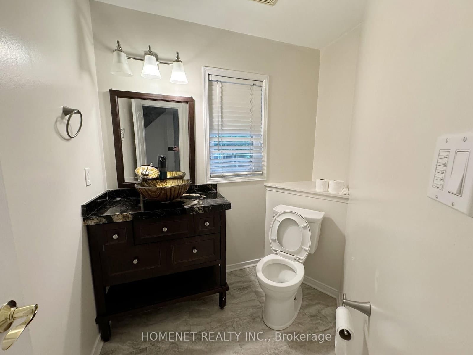 2 Stotts Crescent thumbnail 23