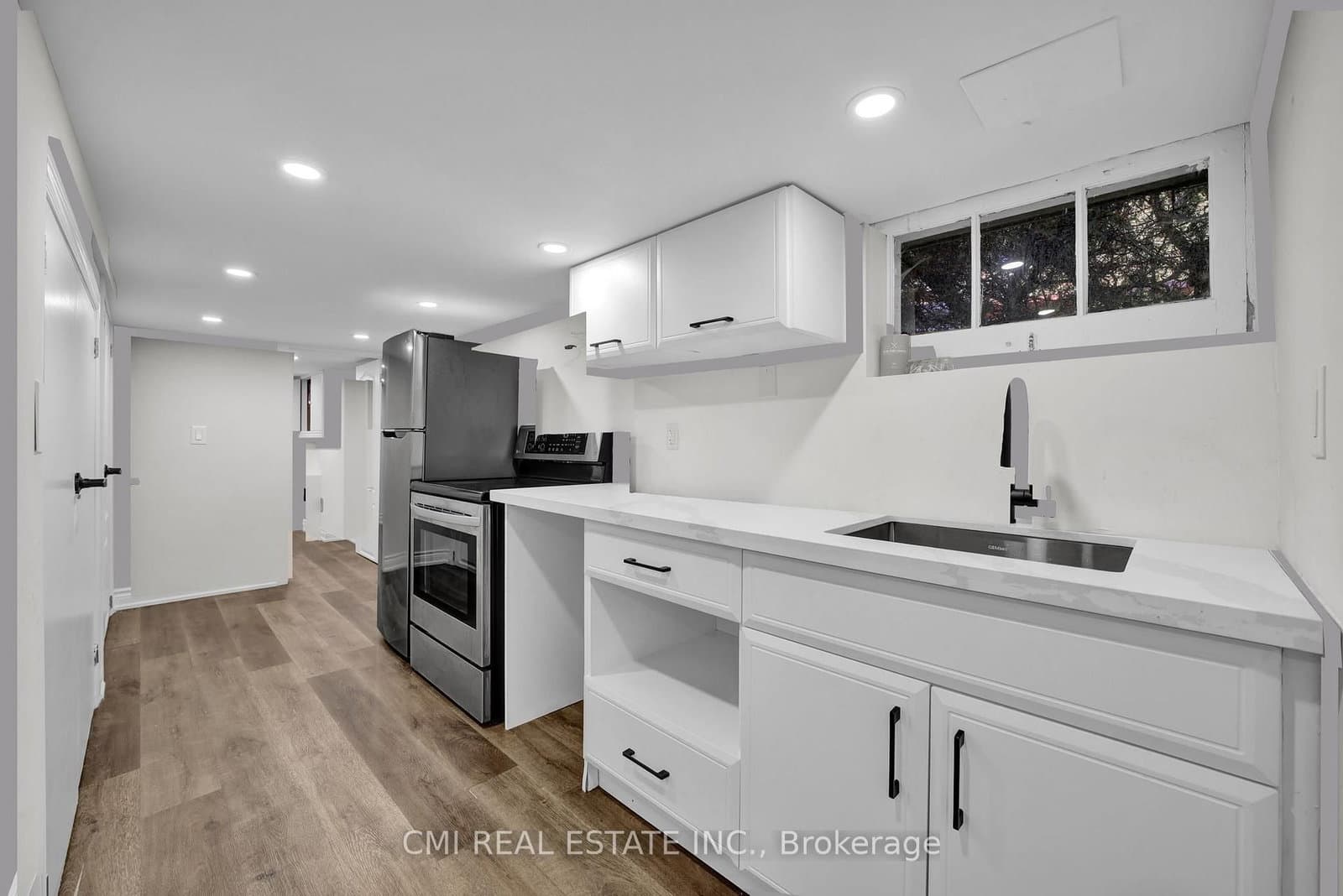 153 Clarence Street thumbnail 28