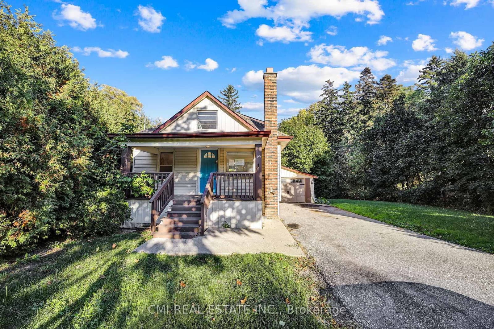 153 Clarence Street thumbnail 3
