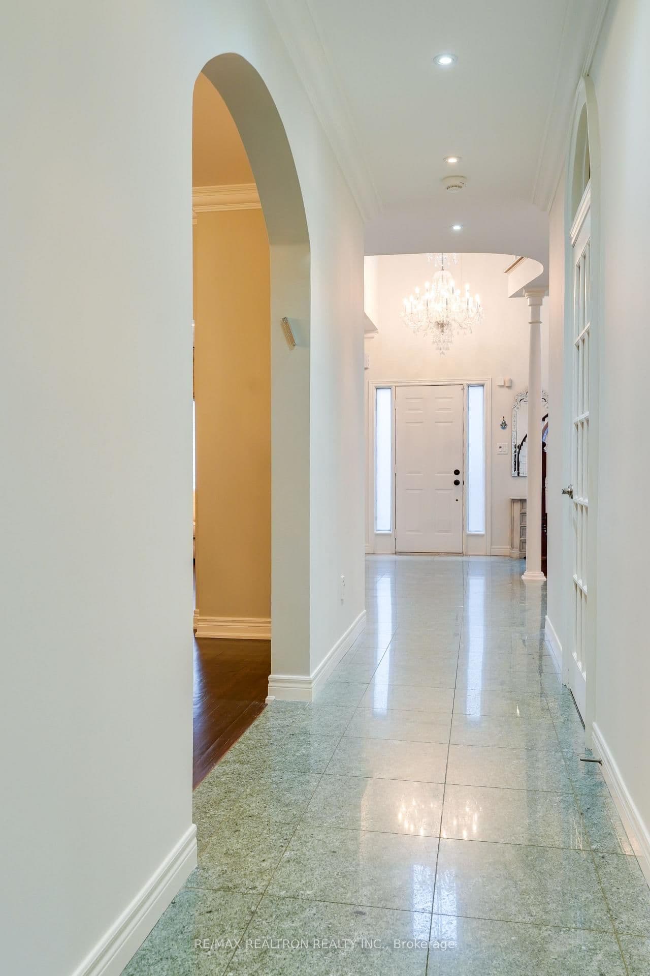 117 Theodore Place thumbnail 19