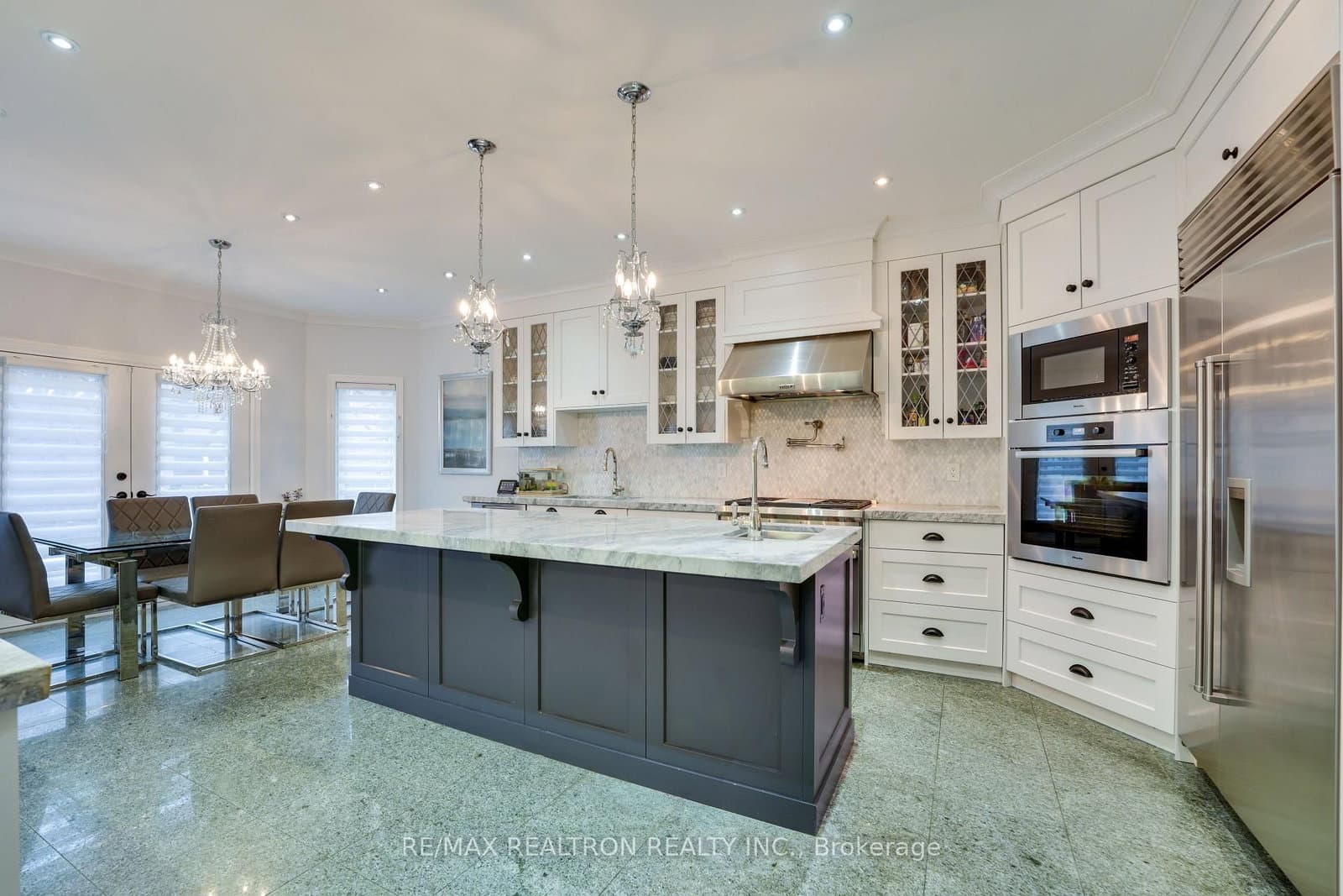 117 Theodore Place thumbnail 24