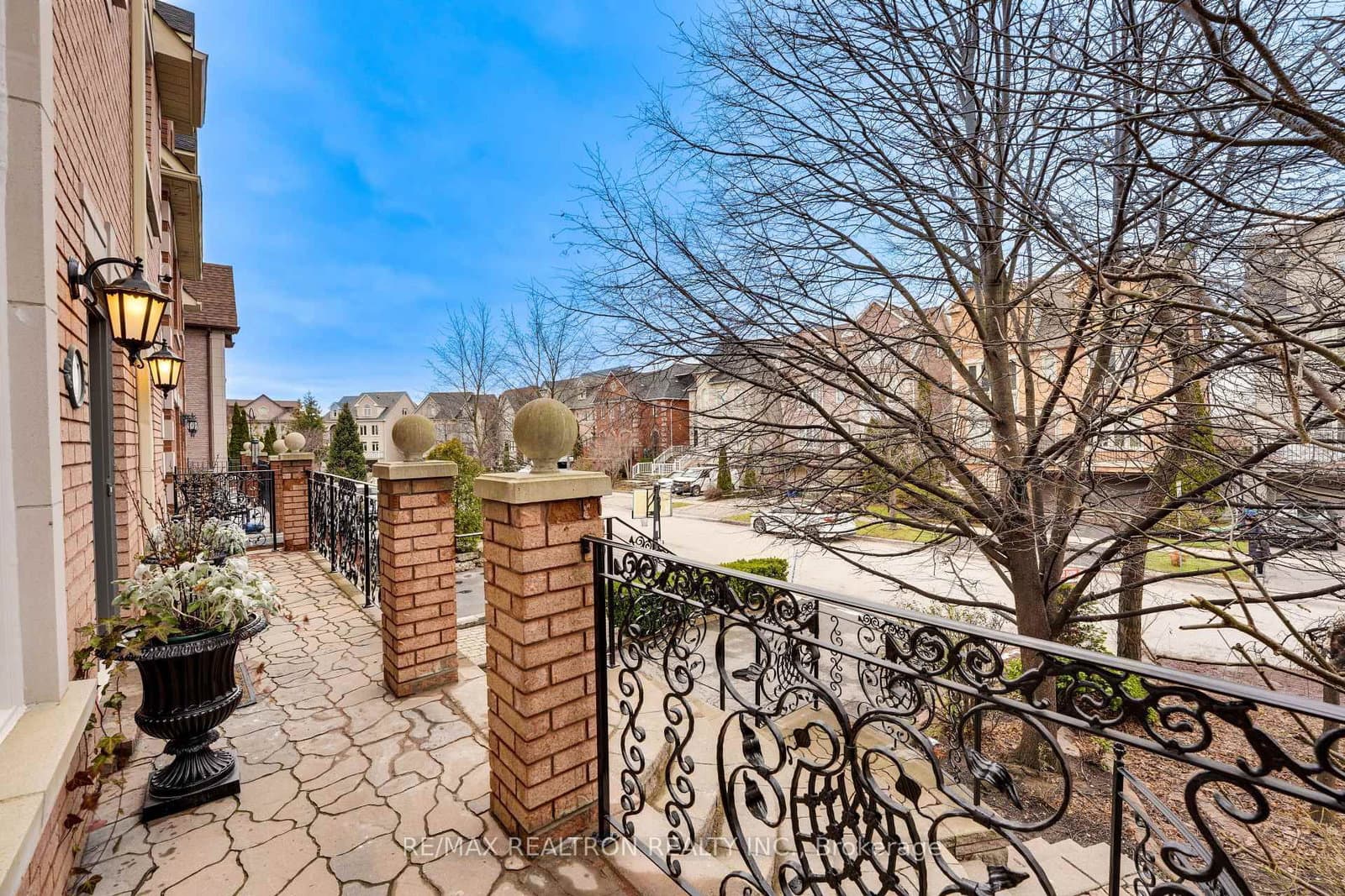 117 Theodore Place thumbnail 4