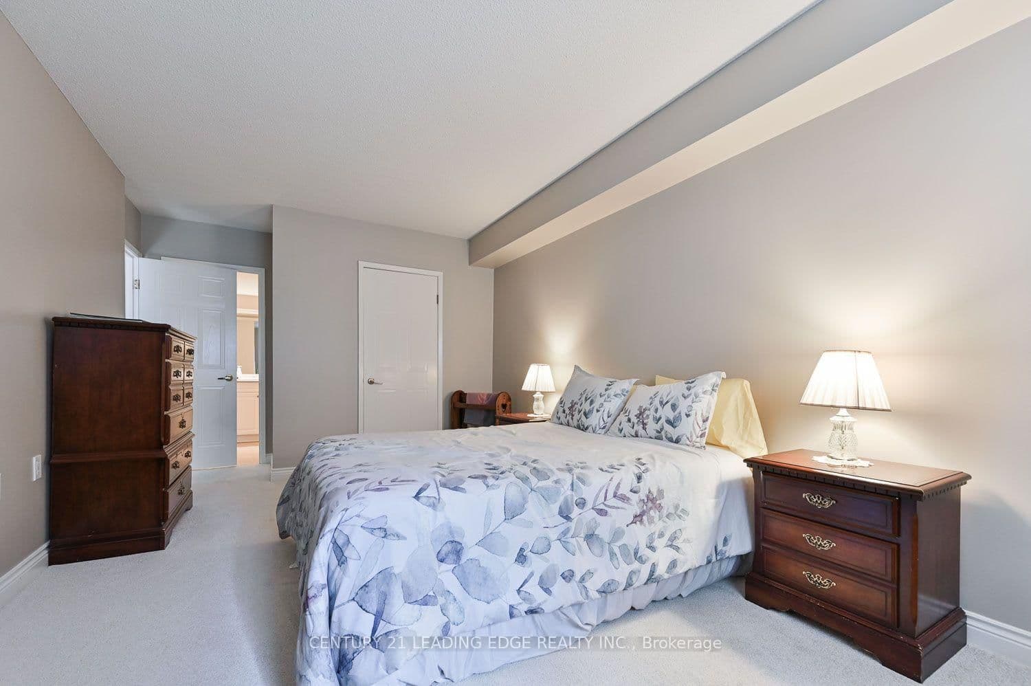 100 Anna Russell Way, Unit 103 thumbnail 19