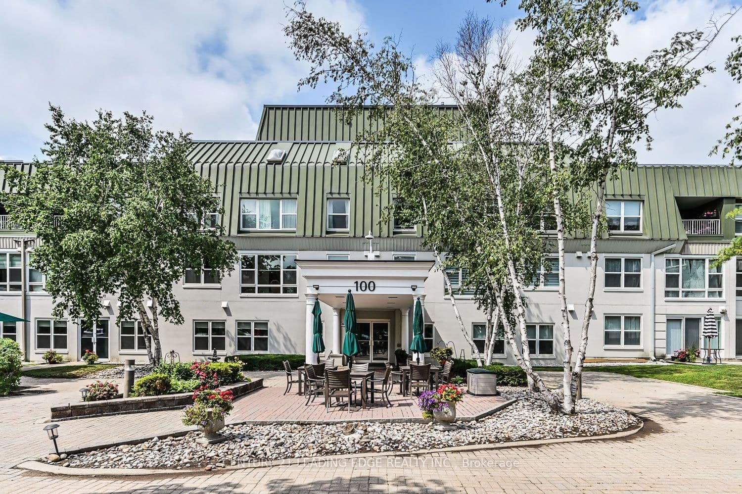 100 Anna Russell Way, Unit 103 thumbnail 2
