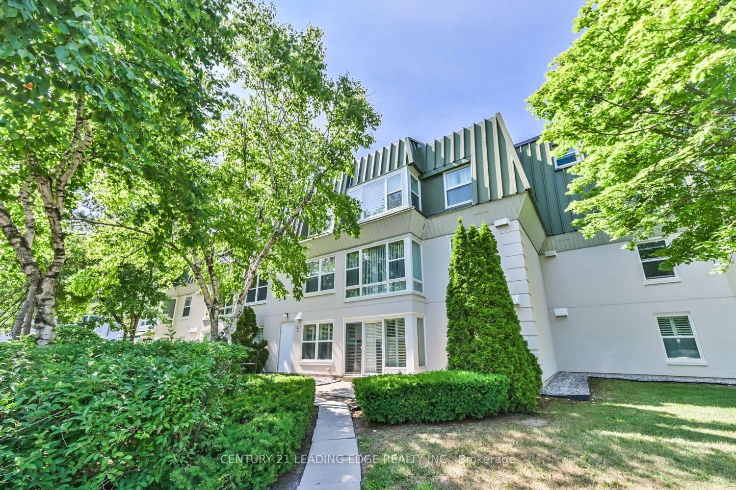 100 Anna Russell Way, Unit 103 thumbnail 25